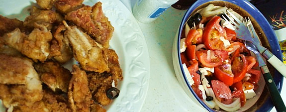 Fresh pot fish with tomato salad