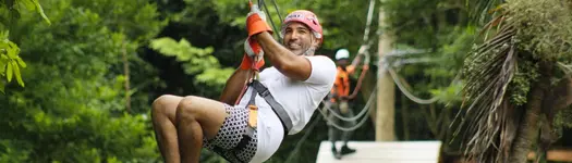🌳 Ziplining