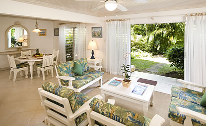 Settlers Beach Villa Hotel