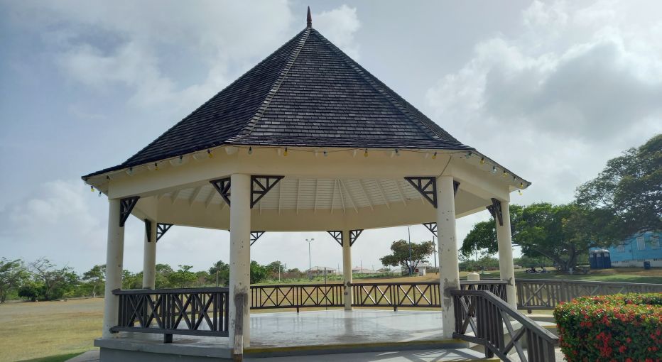 Bandstand in King George V Memorial Park