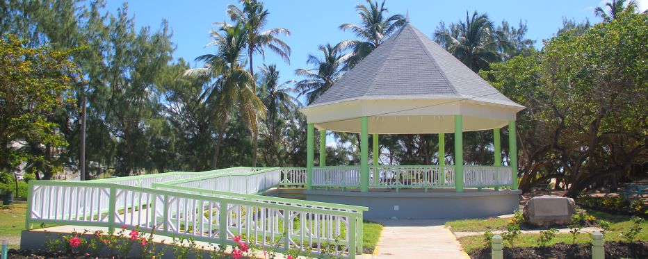 Modern bandstand at Silver Sands beach