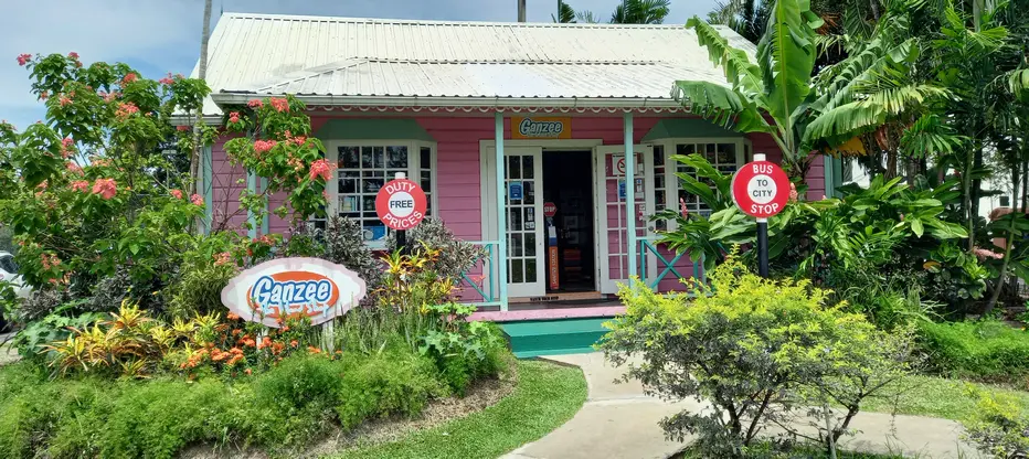 Colourful shop in the Holetown Chattel Village