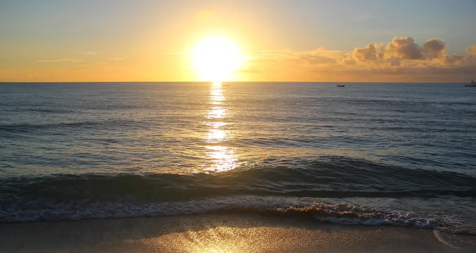 The sun sets with a dazzle of colour