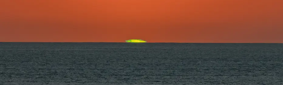 Close up of the green flash phenomenon