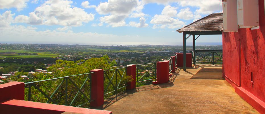 The wrap-around balcony at Gun Hill Signal Station